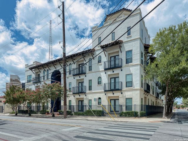 221 Lexington Ave Apt 104, San Antonio, TX 78215