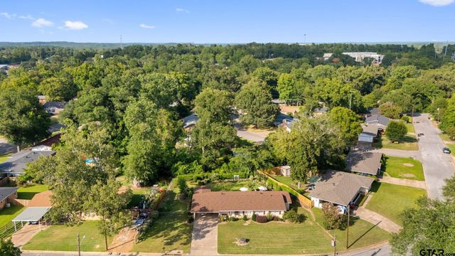 3014 Brentwood, Tyler, TX 75701