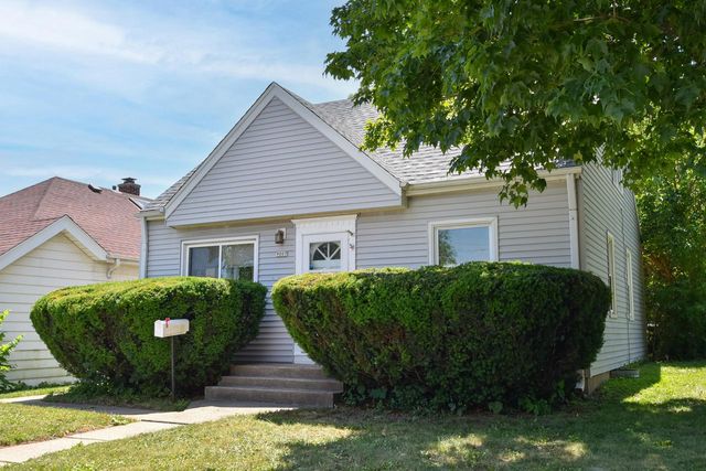 9007 W Greenfield AVENUE, West Allis, WI 53214