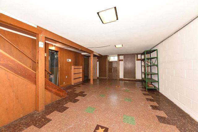 9007 W Greenfield AVENUE, West Allis, WI 53214