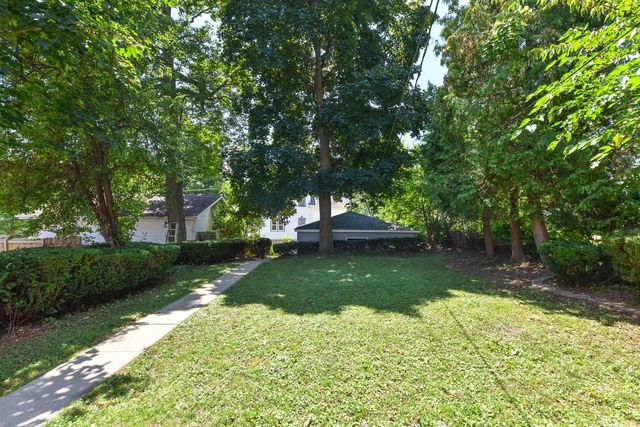 9007 W Greenfield AVENUE, West Allis, WI 53214