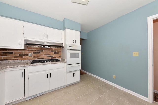 9007 W Greenfield AVENUE, West Allis, WI 53214