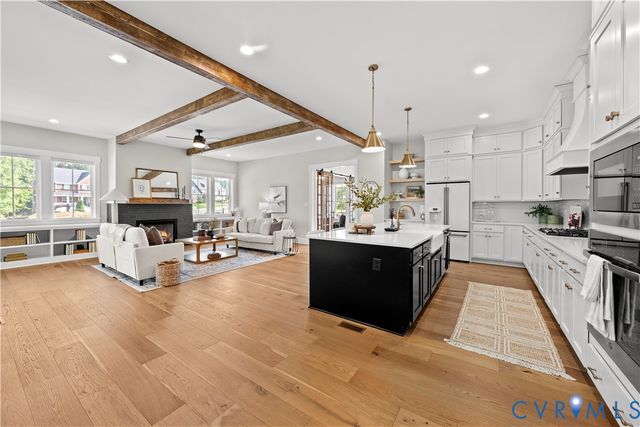 17006 Shoreland Dr, Moseley, VA 23120