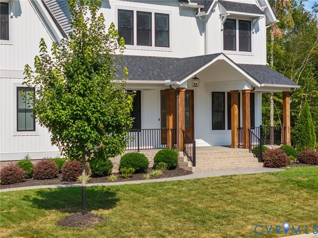 17006 Shoreland Dr, Moseley, VA 23120