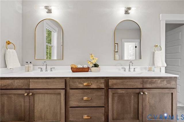 17006 Shoreland Dr, Moseley, VA 23120