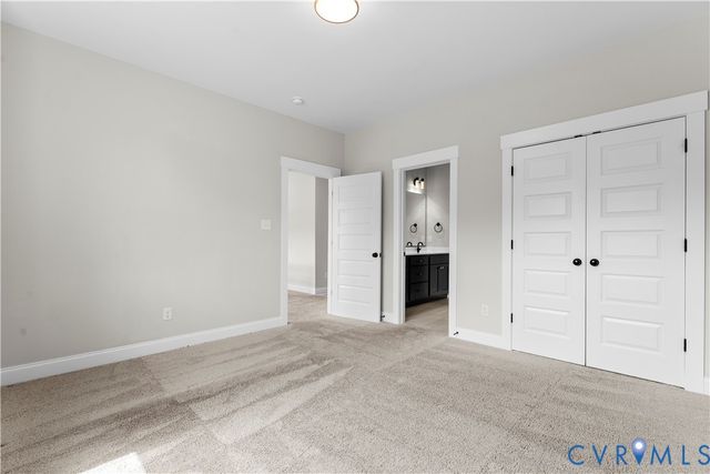 17006 Shoreland Dr, Moseley, VA 23120