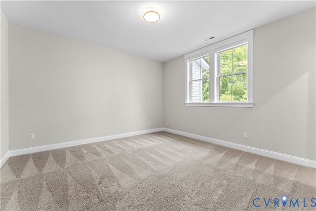 17006 Shoreland Dr, Moseley, VA 23120