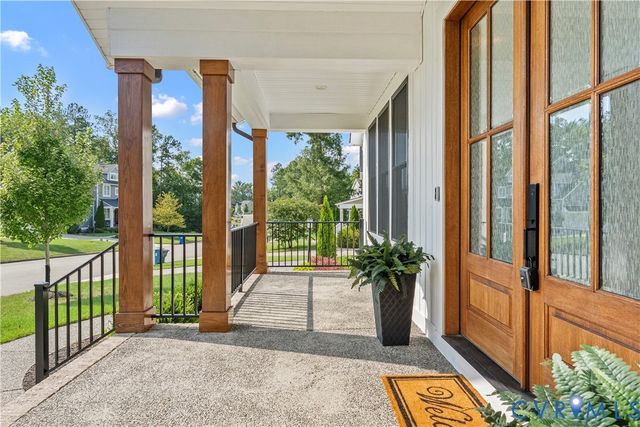 17006 Shoreland Dr, Moseley, VA 23120