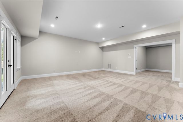 17006 Shoreland Dr, Moseley, VA 23120