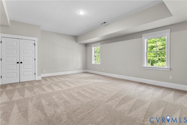 17006 Shoreland Dr, Moseley, VA 23120