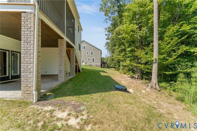 17006 Shoreland Dr, Moseley, VA 23120