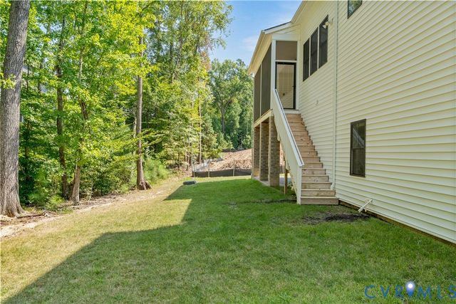 17006 Shoreland Dr, Moseley, VA 23120