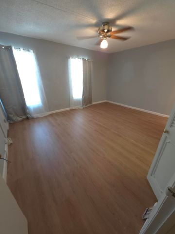 1001 THREE ISLANDS Boulevard 36, Hallandale Beach, FL 33009