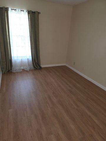 1001 THREE ISLANDS Boulevard 36, Hallandale Beach, FL 33009