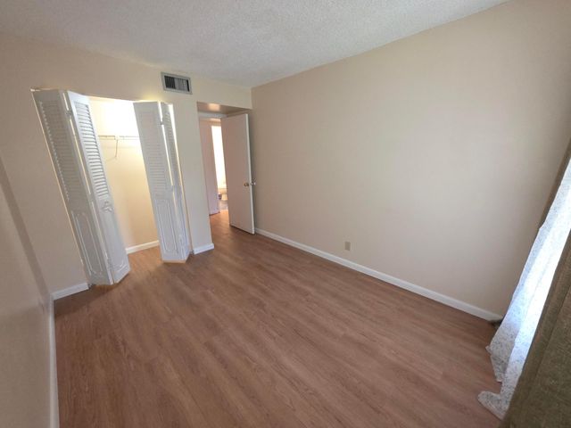 1001 THREE ISLANDS Boulevard 36, Hallandale Beach, FL 33009