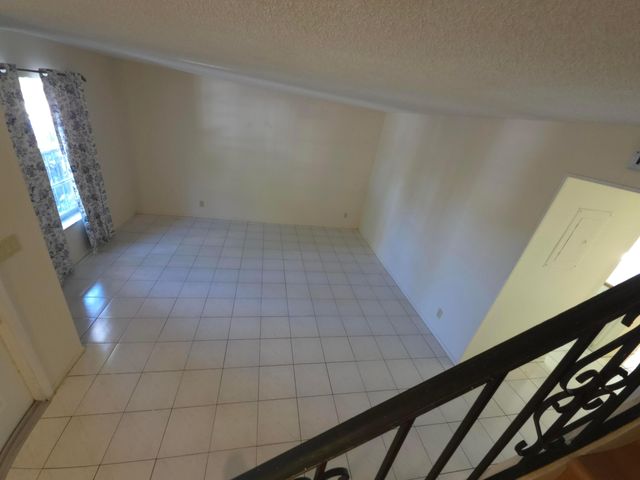 1001 THREE ISLANDS Boulevard 36, Hallandale Beach, FL 33009