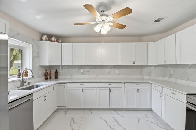 67 COVE ROAD, Inglis, FL 34449