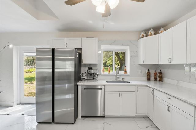67 COVE ROAD, Inglis, FL 34449