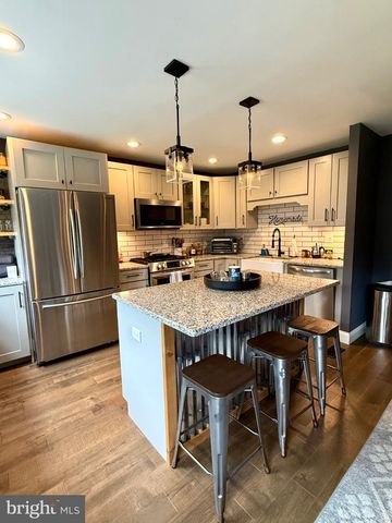 12820 ELNORA RD, Philadelphia, PA 19154