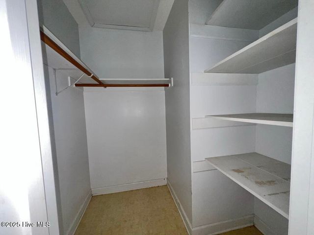 2302 Fitch Drive E, Wilson, NC 27893