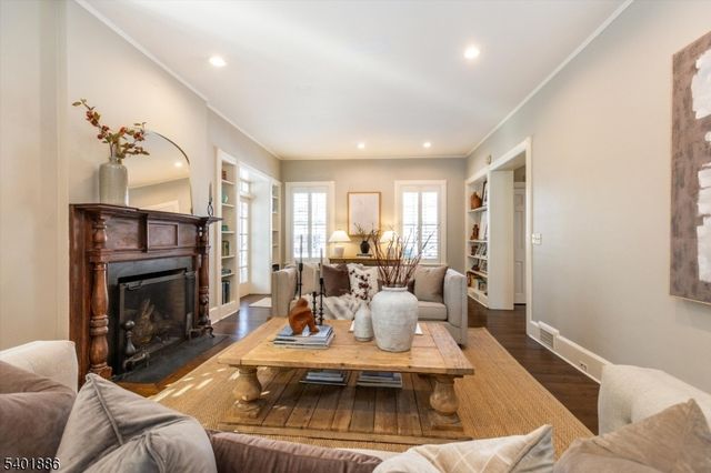 19 Hamilton Rd, Glen Ridge Boro Twp., NJ 07028