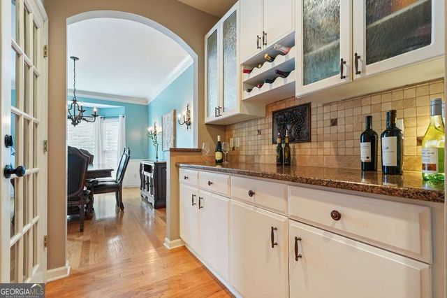 1038 Longwood Drive, Woodstock, GA 30189