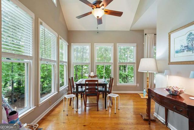 1038 Longwood Drive, Woodstock, GA 30189
