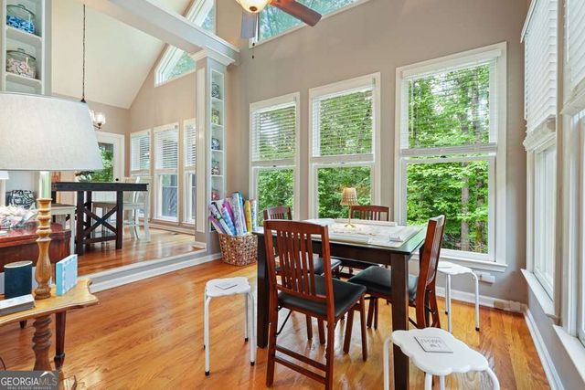 1038 Longwood Drive, Woodstock, GA 30189