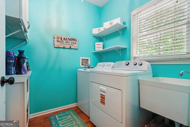 1038 Longwood Drive, Woodstock, GA 30189