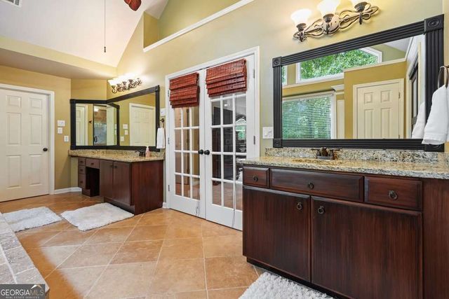 1038 Longwood Drive, Woodstock, GA 30189