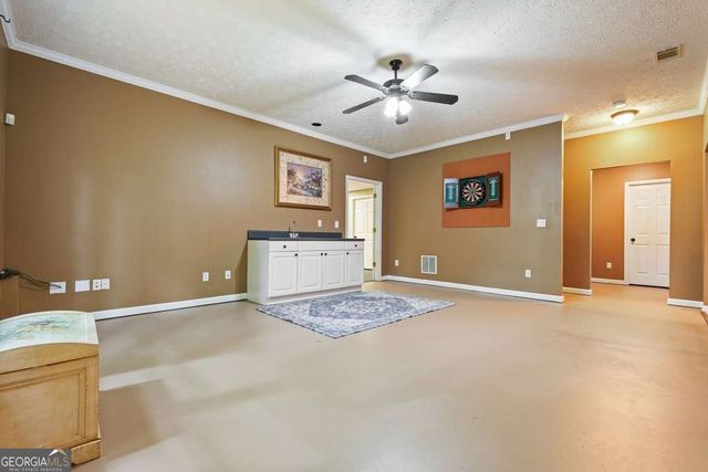 1038 Longwood Drive, Woodstock, GA 30189