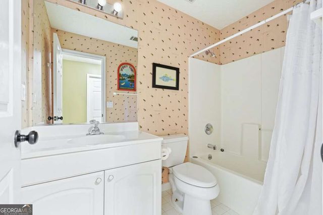 1038 Longwood Drive, Woodstock, GA 30189