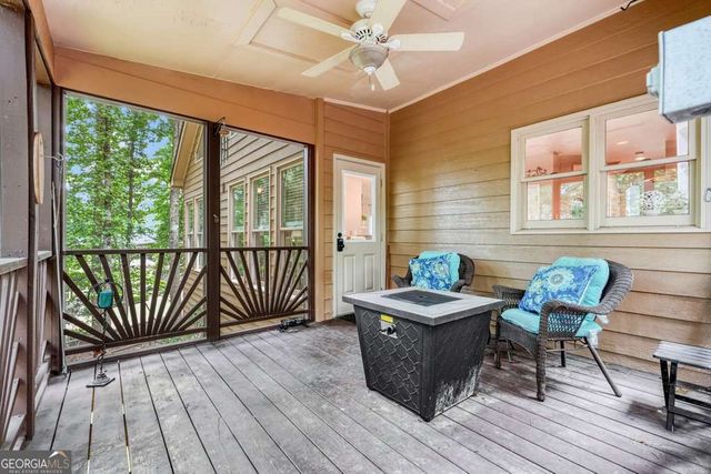 1038 Longwood Drive, Woodstock, GA 30189