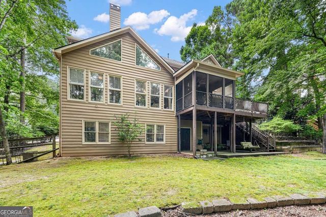 1038 Longwood Drive, Woodstock, GA 30189