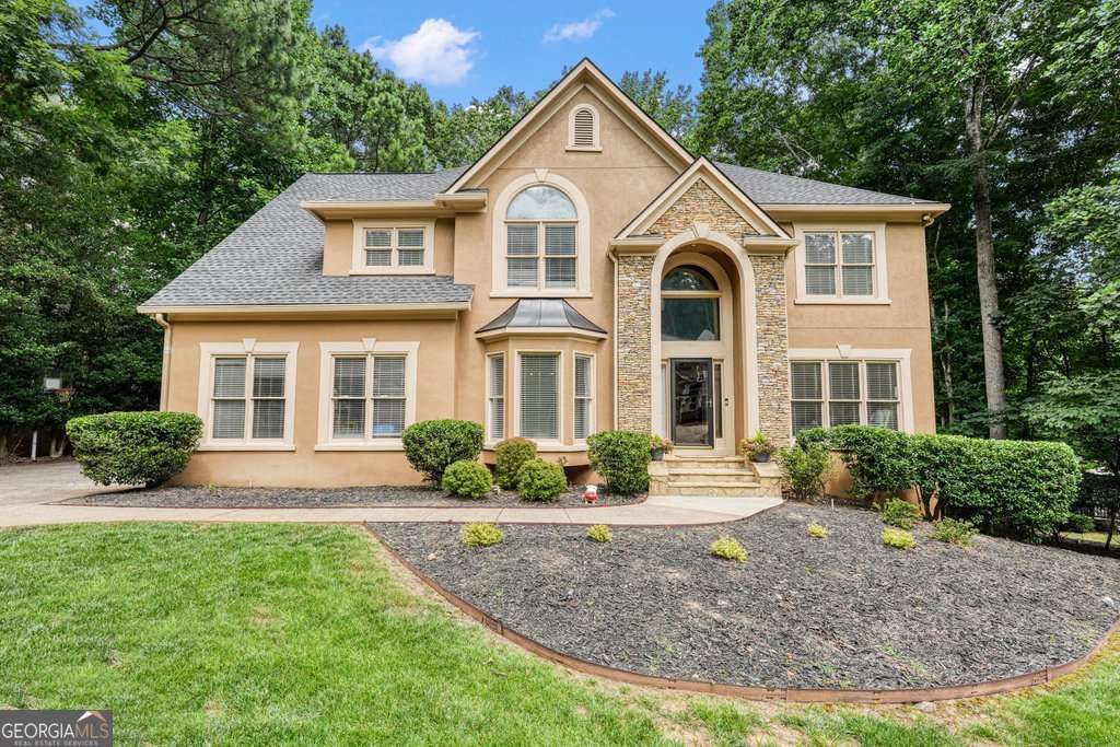 1038 Longwood Drive, Woodstock, GA 30189