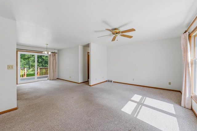 700 S Lincoln Avenue, Beaver Dam, WI 53916