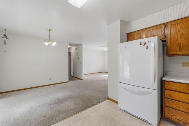 700 S Lincoln Avenue, Beaver Dam, WI 53916