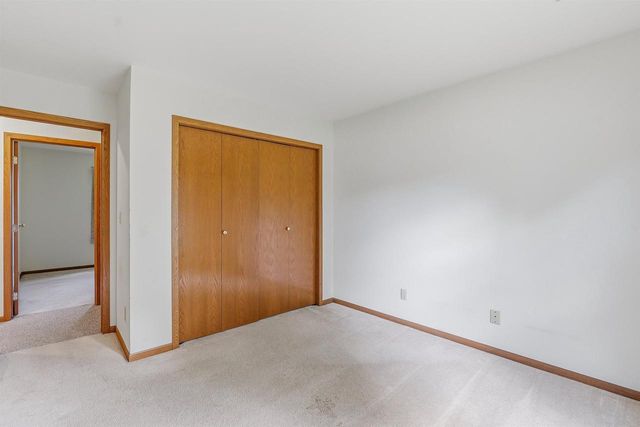 700 S Lincoln Avenue, Beaver Dam, WI 53916