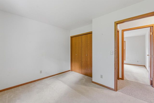 700 S Lincoln Avenue, Beaver Dam, WI 53916