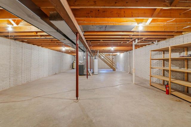 700 S Lincoln Avenue, Beaver Dam, WI 53916