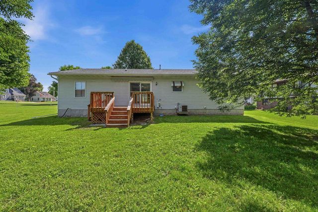 700 S Lincoln Avenue, Beaver Dam, WI 53916