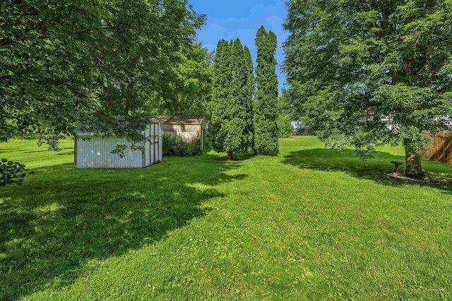 700 S Lincoln Avenue, Beaver Dam, WI 53916