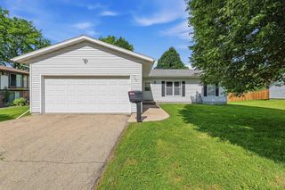 700 S Lincoln Avenue, Beaver Dam, WI 53916