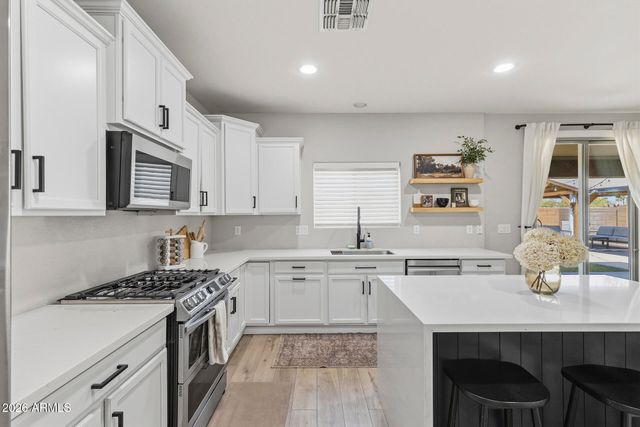 9336 W GEORGIA Avenue, Glendale, AZ 85305