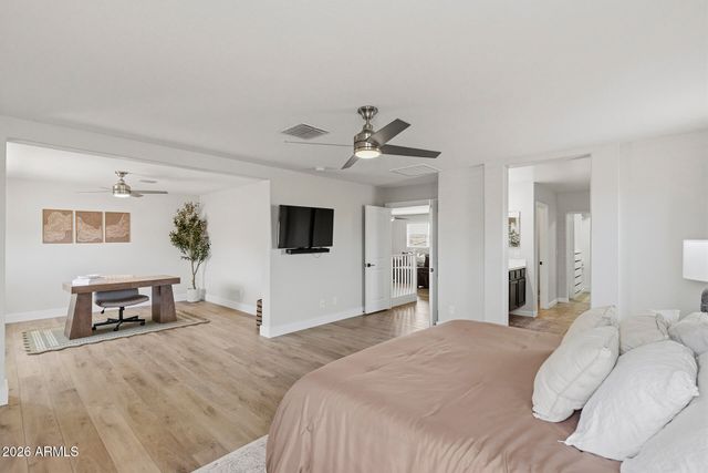9336 W GEORGIA Avenue, Glendale, AZ 85305