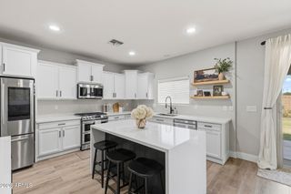 9336 W GEORGIA Avenue, Glendale, AZ 85305