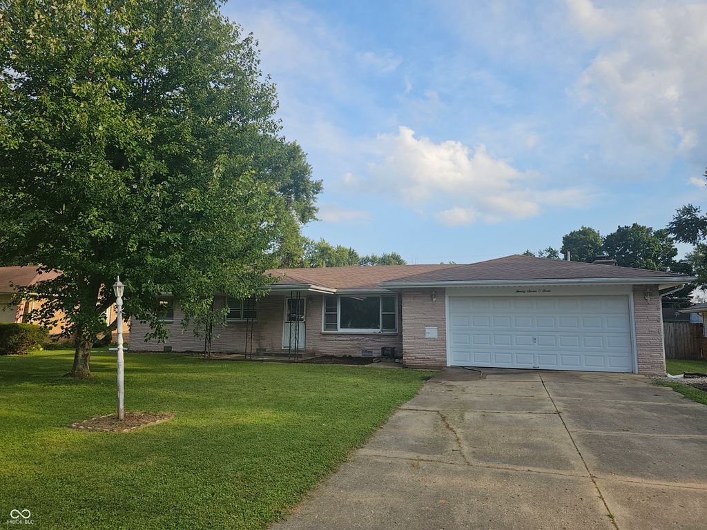 2703 Marsha Drive, Anderson, IN 46012