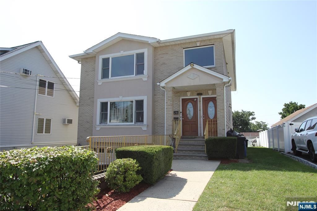 130 Orchard Street, Elmwood Park, NJ 07407
