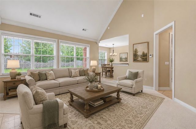 2391 N Water Oak Drive, Fayetteville, AR 72704