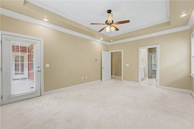 2391 N Water Oak Drive, Fayetteville, AR 72704